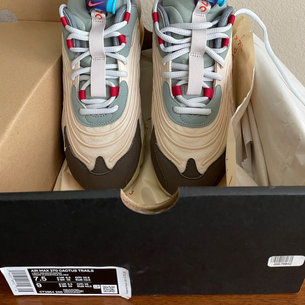 SOLDTravis Scott x Nike Air Max 270 "Cactus Trails